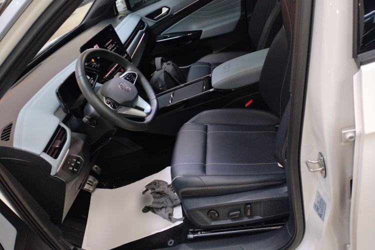 Used Volkswagen ID.4 X 2024 Pure & Smart Edition