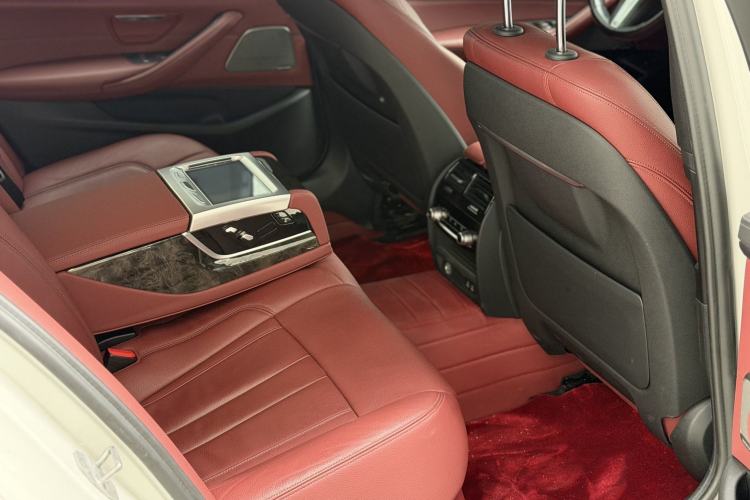 Used BMW 5 Series 2020 530Li Luxury Edition M Sport Package Interior 9