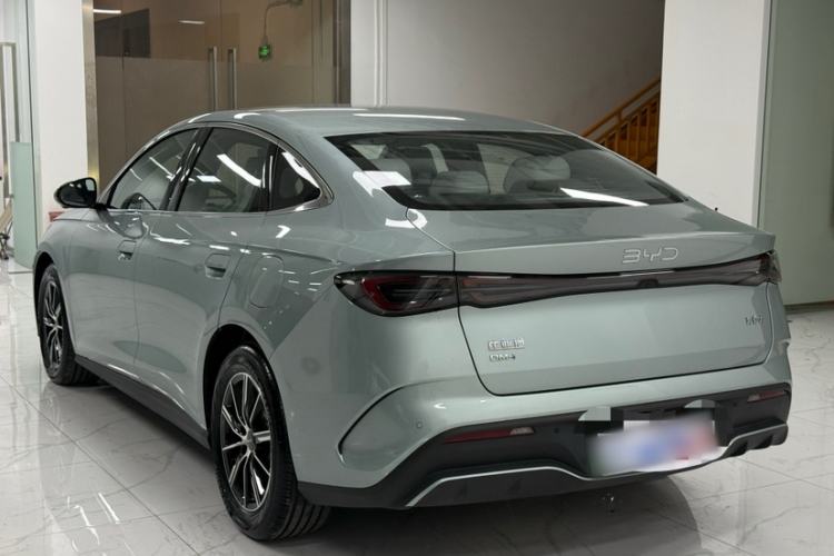 Used BYD Seal 06 New Energy 2024 DM-i 80KM Prestige Model Exterior 3