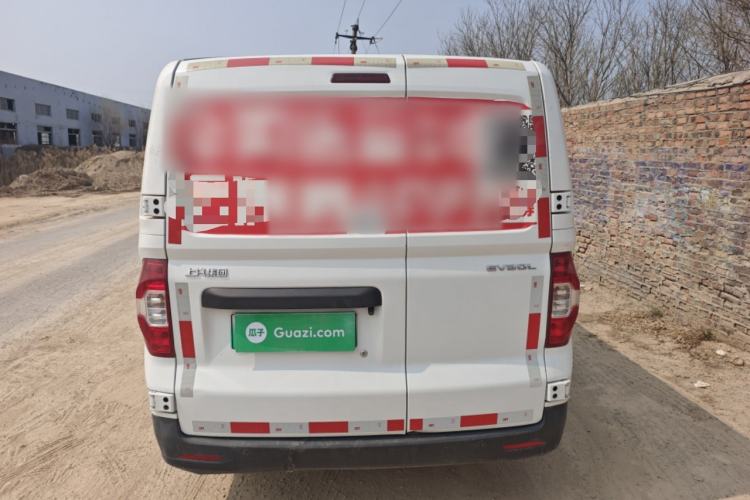 Used SAIC MAXUS EV30 2021 Pure Electric Smart Logistics Expert with Long Wheelbase—CATL