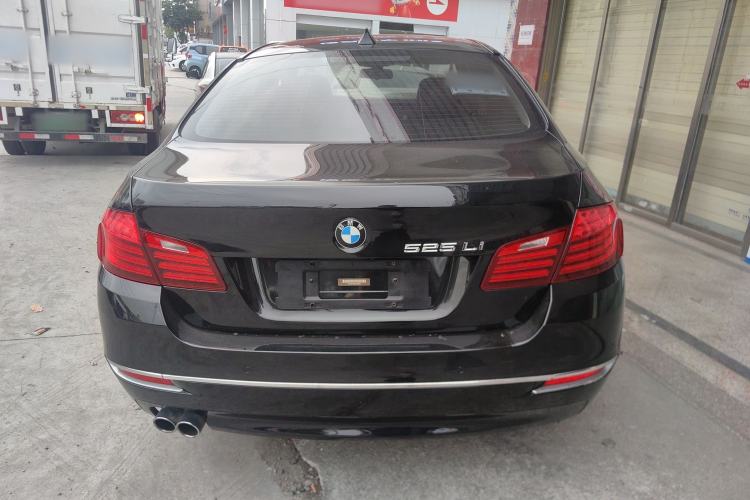 Used BMW 5 Series 2014 525Li Luxury Design Package
