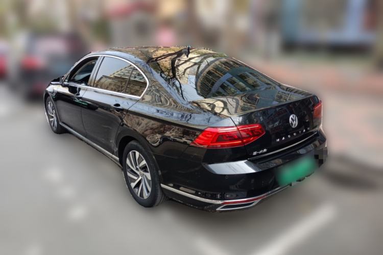 Used Volkswagen Magotan GTE Plug-in Hybrid 2020 GTE Luxury Model Rear Left 45 Deg