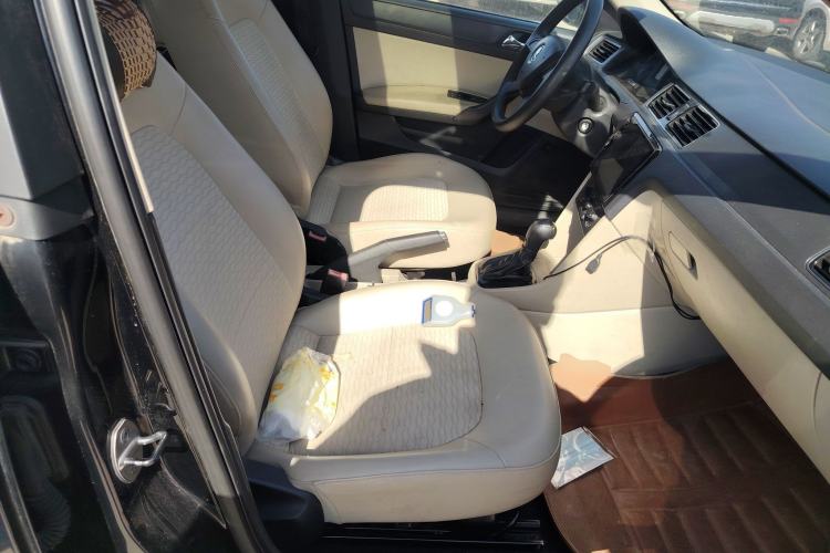 Used Skoda Rapid 2013 1.6L Automatic Smart Selection Model