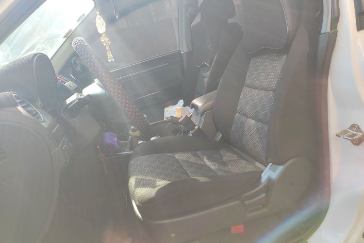 Used Haval H5 Classic 2015 2.0L Manual Two-Wheel Drive Entry-Level Trim
