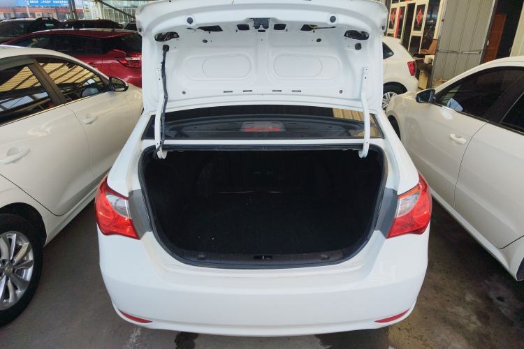 Used Hyundai Celesta 2016 1.6L Manual Joy Edition Trunk