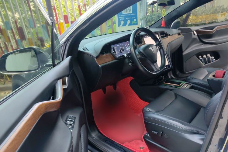 Used Tesla Model X 2019 Long-Range Version
