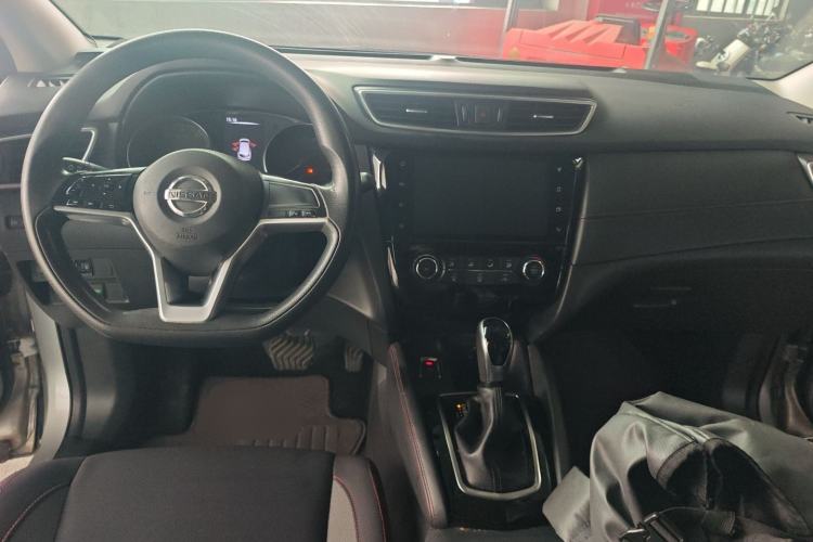 Used Nissan Qashqai 2019 2.0L CVT Smart Enjoyment Version Center Console