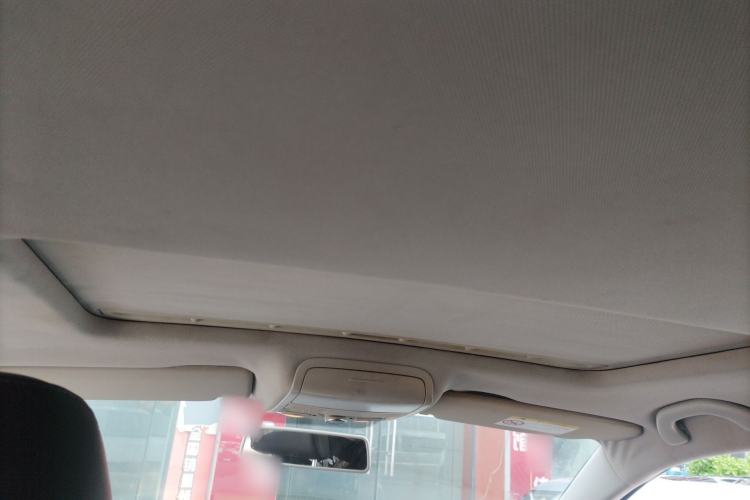 Used Volkswagen Sagitar 2014 Revised Version 1.4TSI Automatic Luxury Edition Headliner