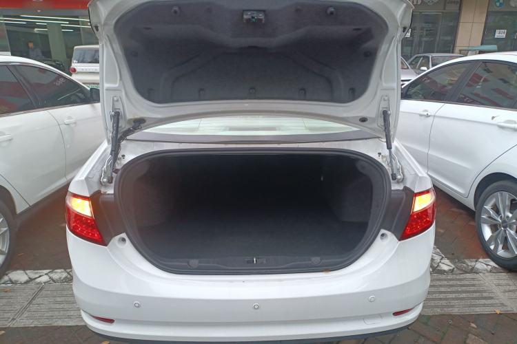 Used Chery Arrizo 7 2015 1.6L Manual Zhi Ling Edition
