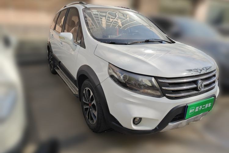 Used FORTHING Joyear X5 2013 1.6L Manual Luxury Model China IV Standard
