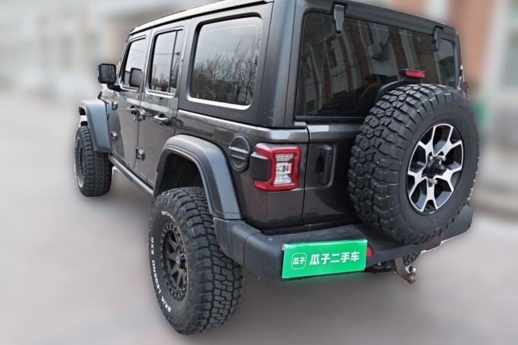 Used Jeep Wrangler 2019 2.0T Rubicon two-door model China V emission standard
