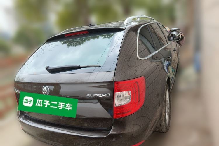 Used Skoda Superb Combi 2014 2.0 TSI L&K Limited Edition
