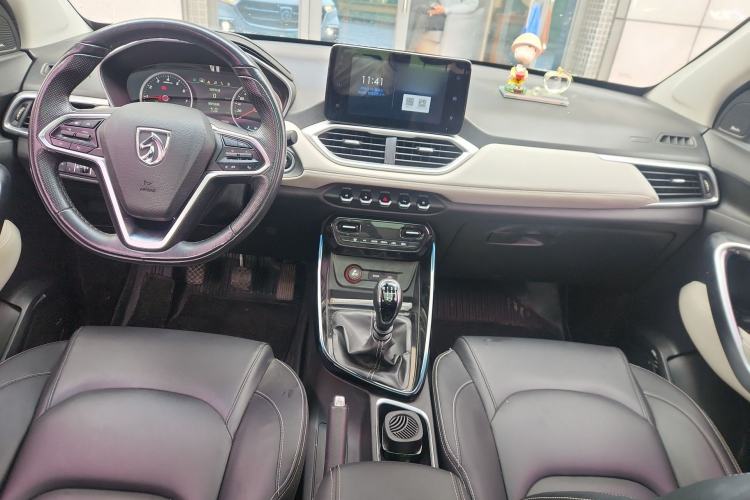 Used Baojun 530 2018 1.5T Manual Prestige Version China V