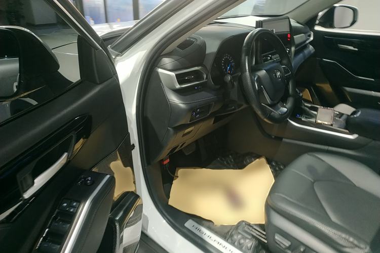 Used Toyota Highlander 2022 Dual-Engine 2.5L Four-Wheel Drive Prestige Version 7 Seats
