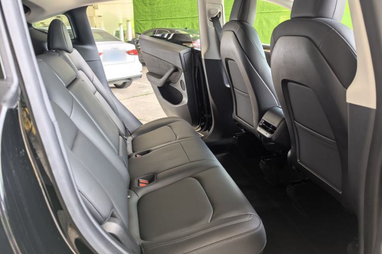 Used Tesla Model Y 2021 Standard Range Rear-Wheel Drive Version