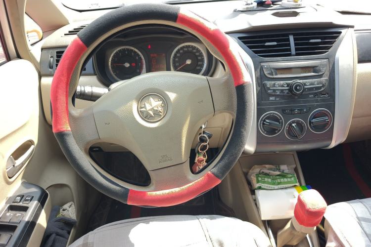 Used Venucia D50 2012 1.6L Manual Comfort Edition