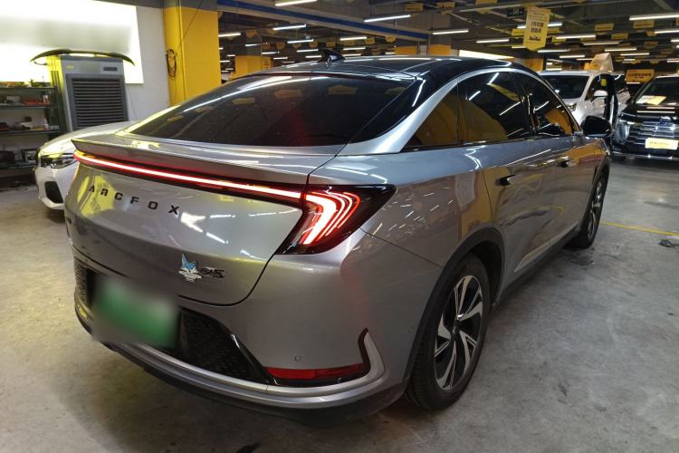 Used ARCFOX Alpha S 2021 708S+ 175kW Rear Right 45 Deg