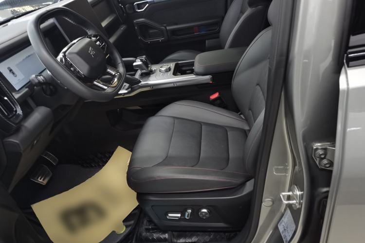 Used JETOUR Traveler 2023 2.0T All-Wheel Drive CrossPRO+