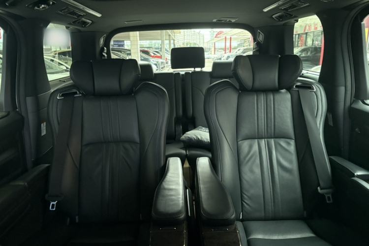 Used Toyota Vellfire 2019 Dual-Engine 2.5L HV Prestige Edition
