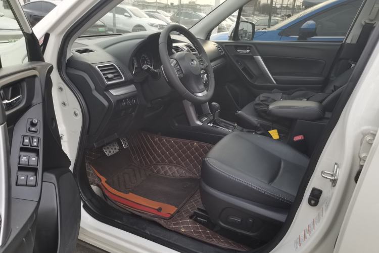 Used Subaru Forester 2015 2.0i Special Edition Commemorative Model
