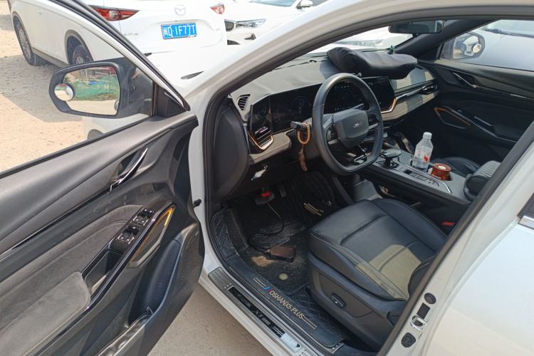 Used CHANGAN OSHAN X5 PLUS 2023 1.5T DCT Excellence Edition Driver Seat