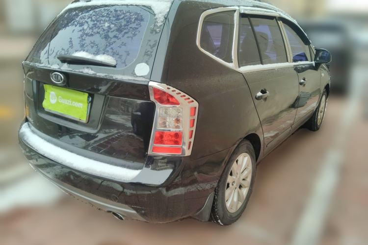 Used Kia Carens 2011 1.6L 5-Seater Manual Luxury Edition Rear Right 45 Deg