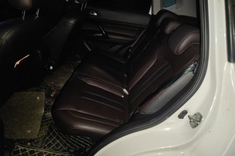 Used GAC Trumpchi GS4 2018 235T Automatic Two-Wheel Drive Elite Edition Left Rear Seat