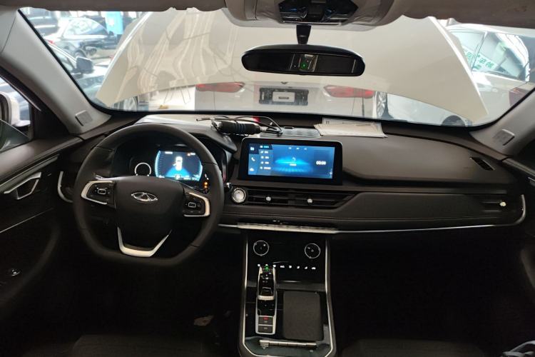 Used Chery Tiggo 8 2022 1.5 TCI Automatic Exclusive Edition 5 Seats Center Console