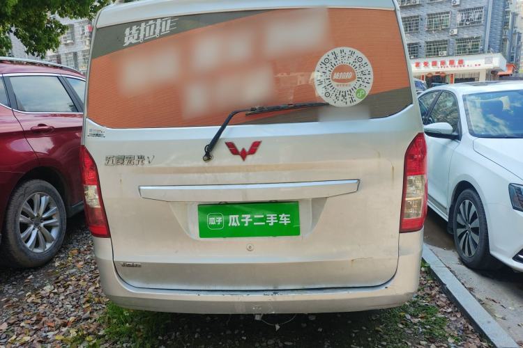 Used Wuling Rongguang V 2015 1.2L Standard Version Rear
