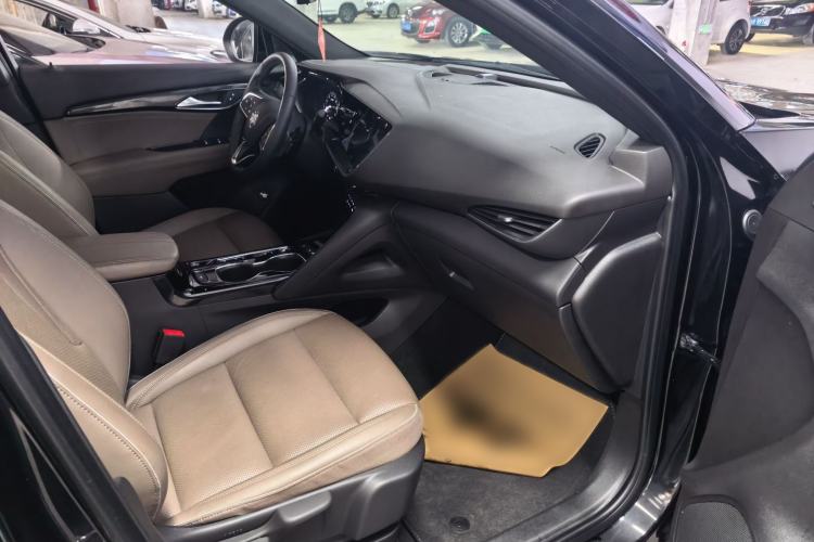 Used Buick Envision 2022 Encore Plus 652T Five-Seat Luxury Model