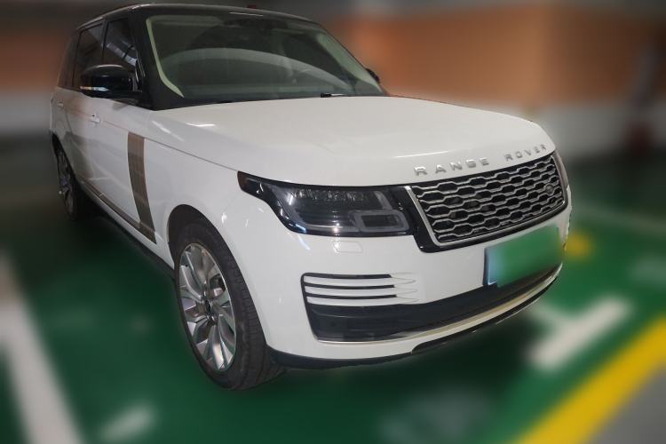 Used Land Rover Range 2021 3.0 L6 Century Extended Classic Edition Front Right 45 Deg