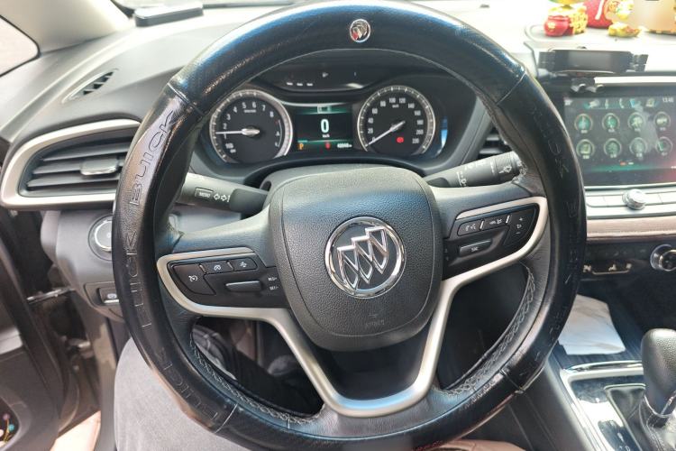 Used Buick GL6 2019 18T 6-Seater Connected Luxury Version China VI Standard Steering Wheel