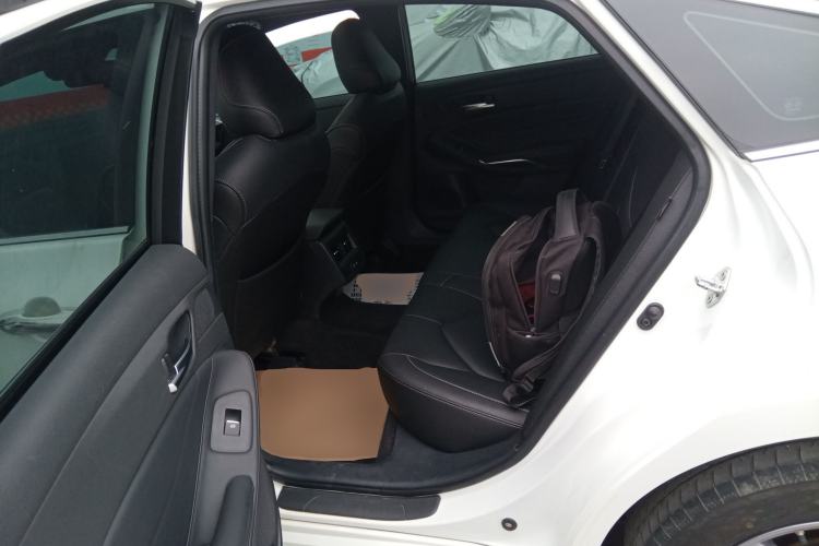 Used Toyota Avalon 2019 2.0L Ambition Edition China VI