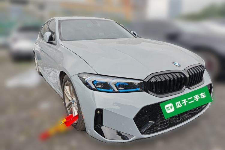 Used BMW 3 Series 2016 320Li Fashion Model Front Right 45 Deg