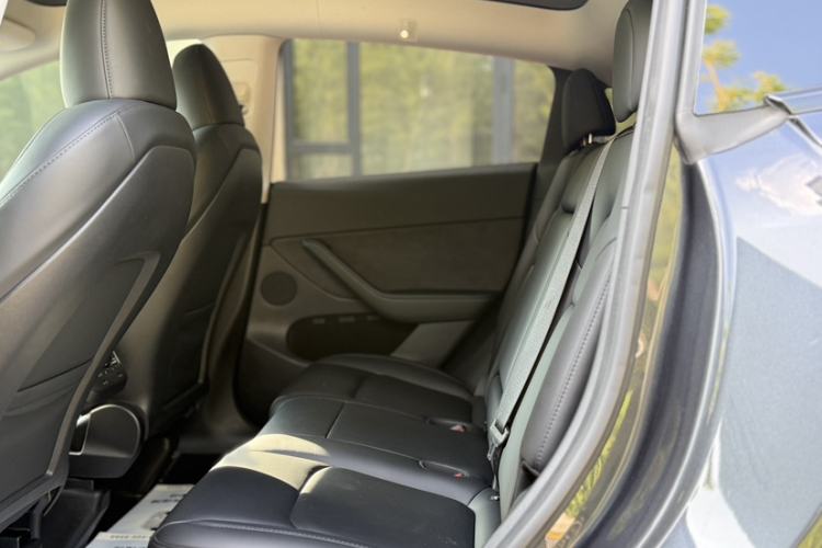 Used Tesla Model Y 2024 Rear-Wheel-Drive Version