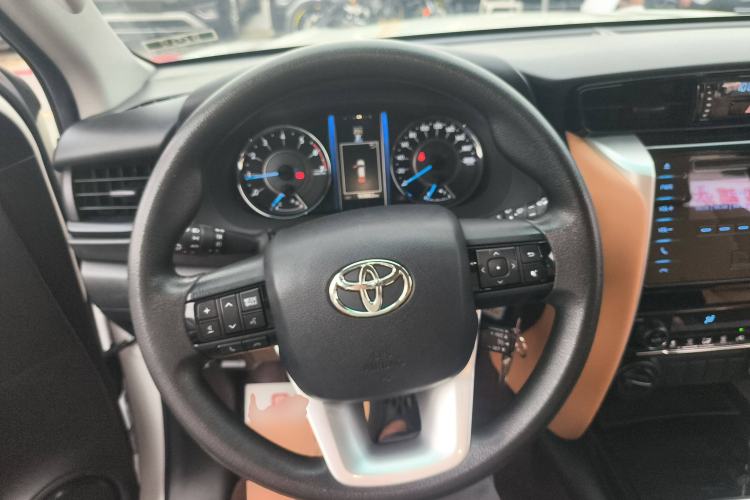Used Toyota Fortuner 2016 2.7L Middle East Version