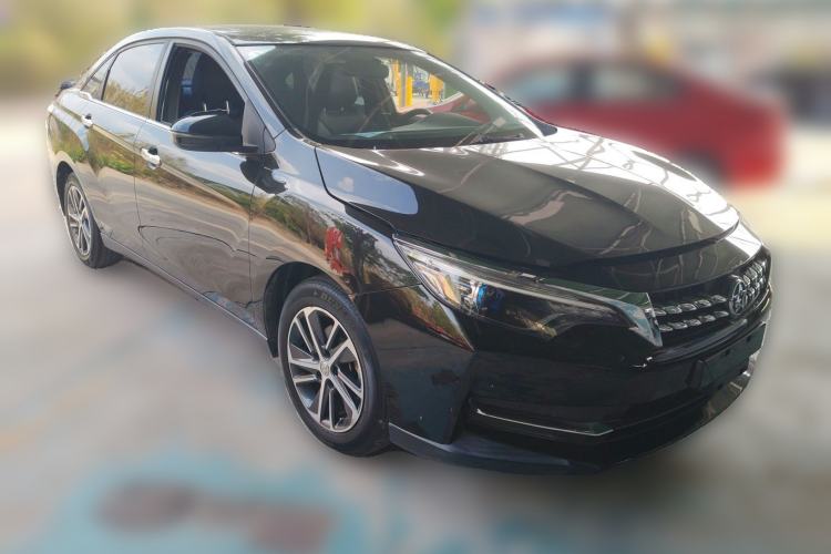 Used Venucia D60 2019 100 000 Honor 1.6L XL CVT Chenku Edition China VI Standard Front Right 45 Deg