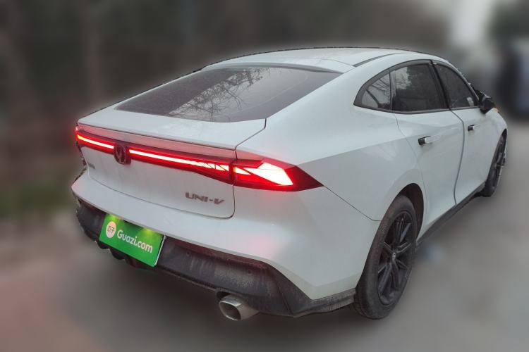 Used Changan UNI-V 2023 1.5T Premium Model