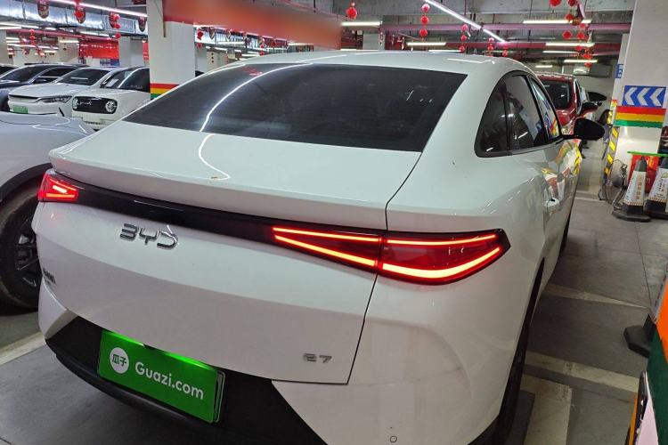 Used BYD e7 2025 Model 520 Smart Mobility Edition
