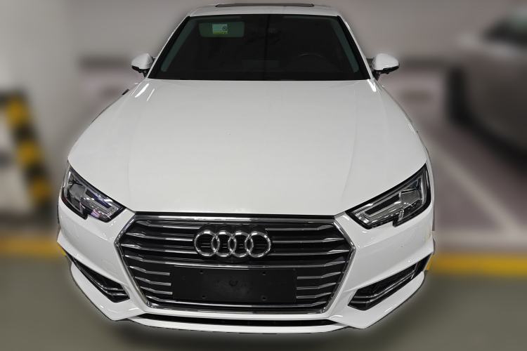 Used Audi A4L 2019 40 TFSI Ambition China VI Front