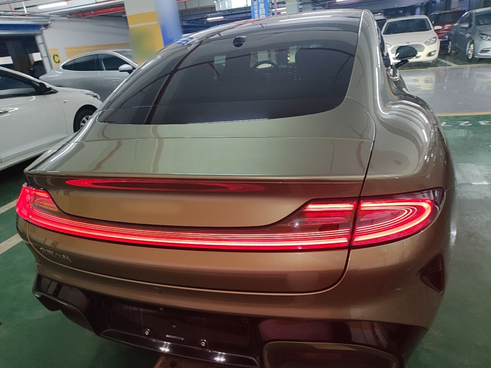 Xiaomi Auto SU7 2024 Rear-Drive Standard Founder Edition — снимка 5