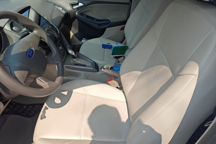 Used Ford Focus 2012 Sedan 1.6L Automatic Comfort Model