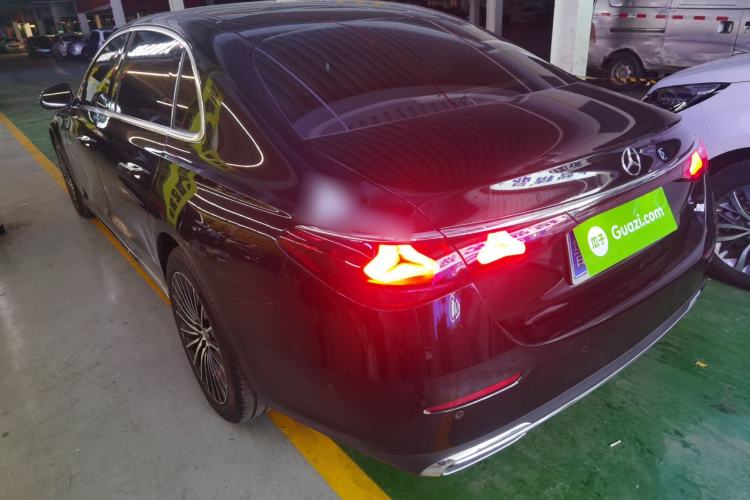 Used Mercedes-Benz E-Class 2024 Refresh E 300 L Stylish Edition
