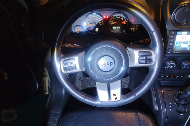 Used Jeep Patriot 2014 2.4L Luxury Navigation Edition
