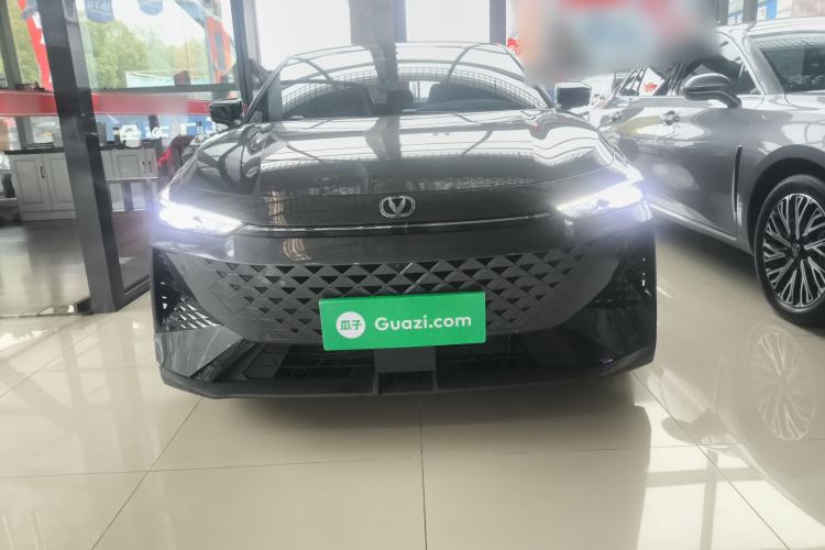 Used Changan UNI-V 2024 1.5T Prestige Edition
