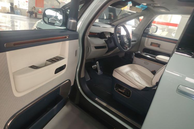 Used Zeekr MIX 2025 Long-Range Intelligent Driving Edition
