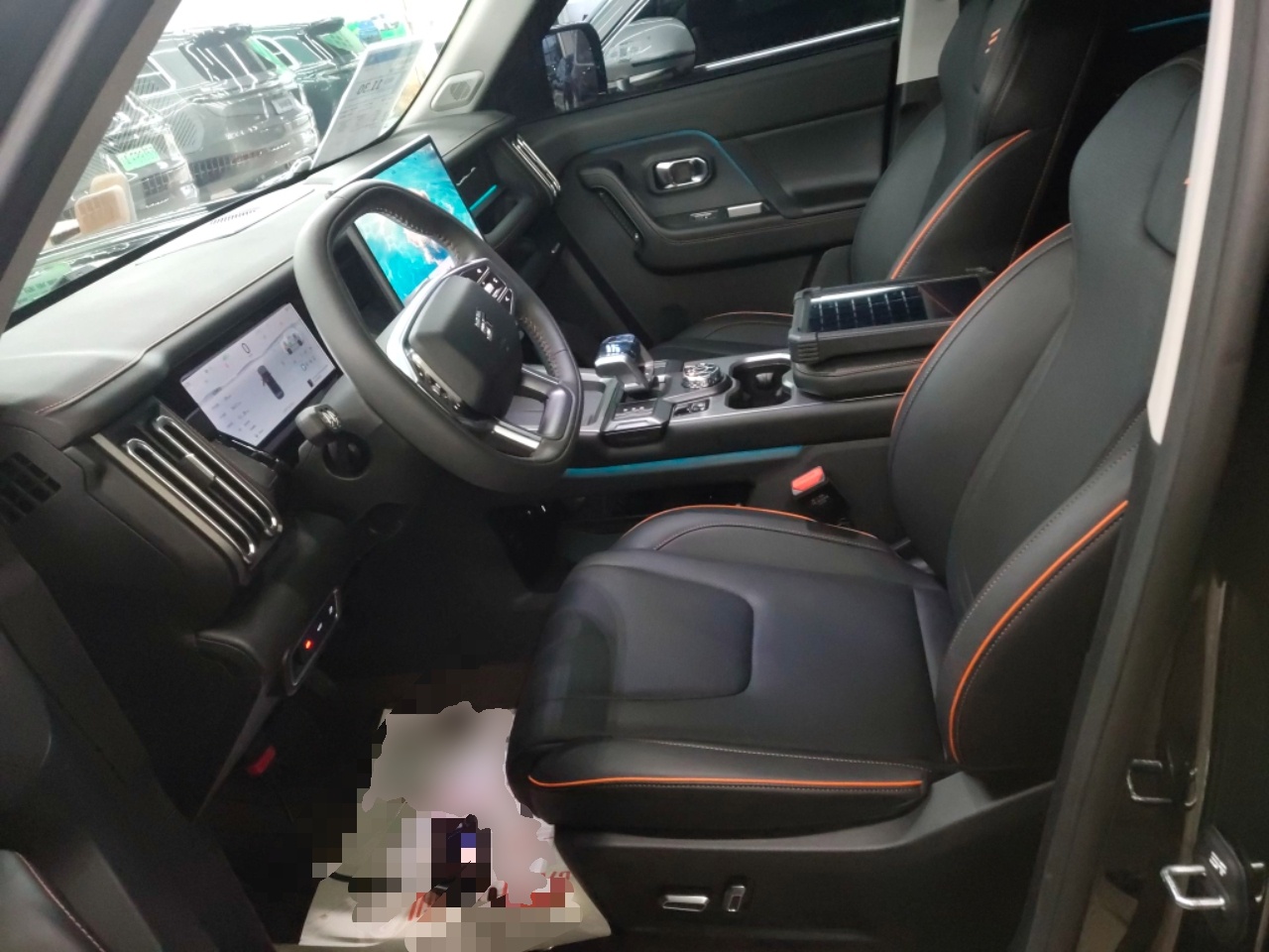 المقاعد الأمامية داخل السيارة