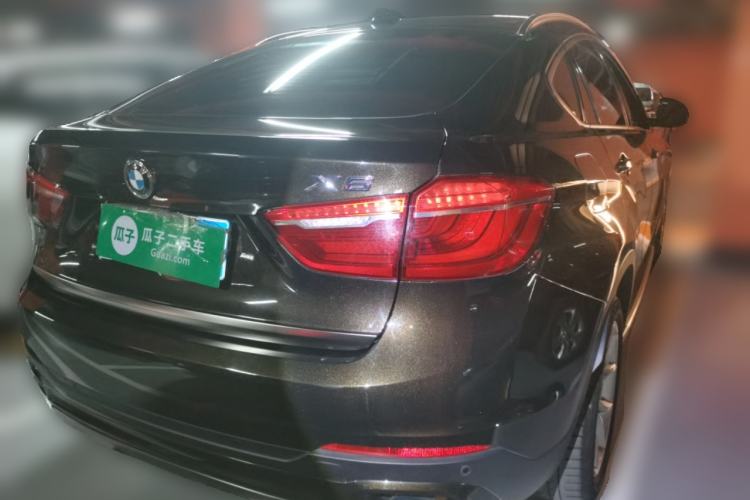 Used BMW X6 2017 xDrive35i Leading Model Rear Right 45 Deg