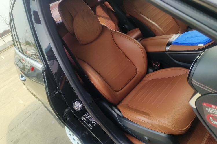 Used Mercedes-Benz GLC 2023 GLC 300 L 4MATIC Luxury 7-Seater