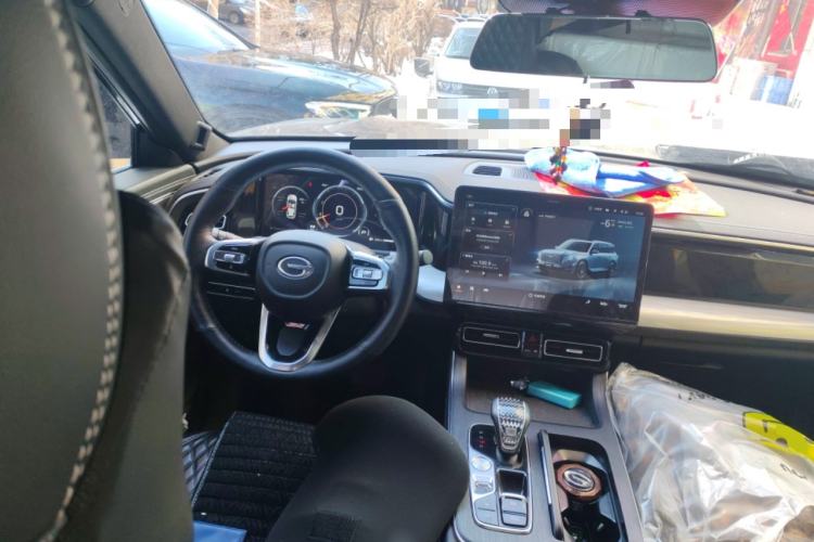 Used GAC Trumpchi GS8 2022 Linghang Series 2.0 TGDI Two-Wheel-Drive Luxury Smart Connectivity Version (7 Seats)